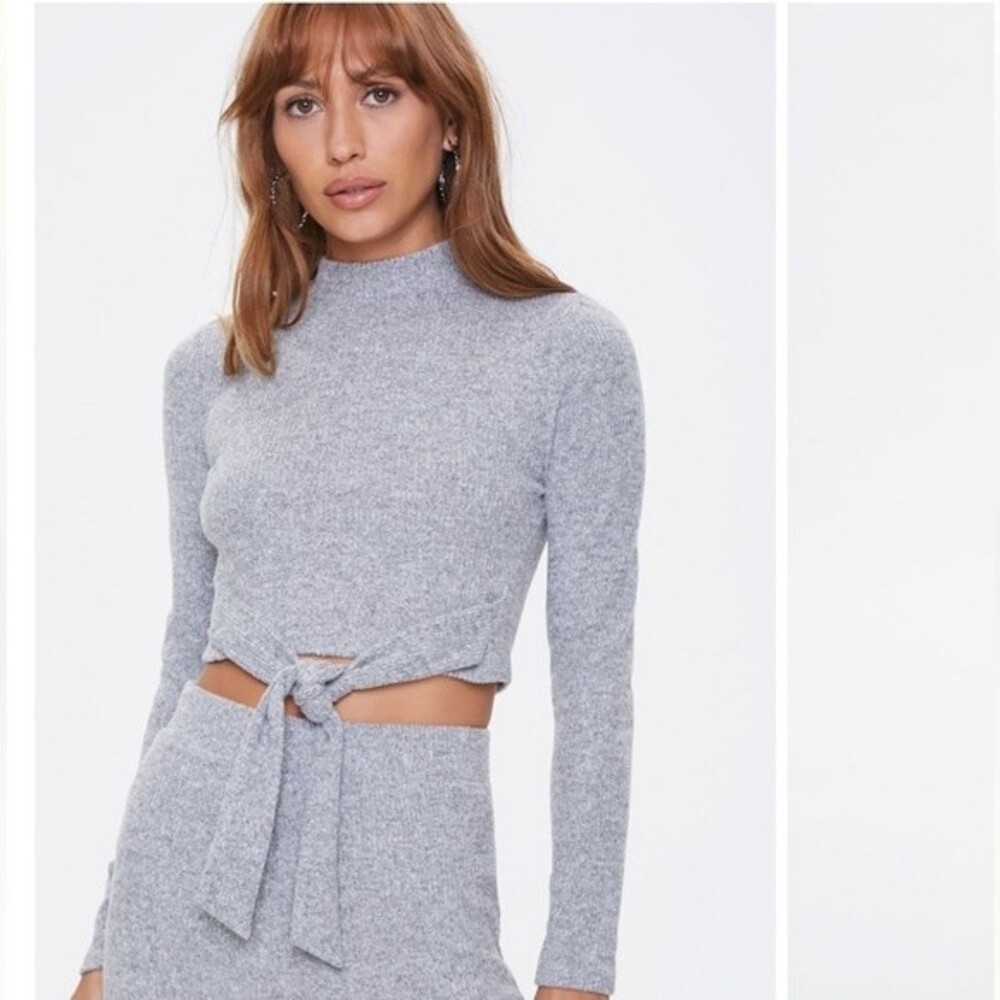 Almost famous grey knit crop top size S